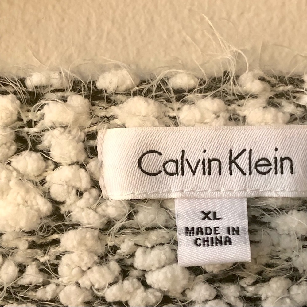 Calvin Klein Oversized Soft Fuzzy Sweater - Picture 5 of 12